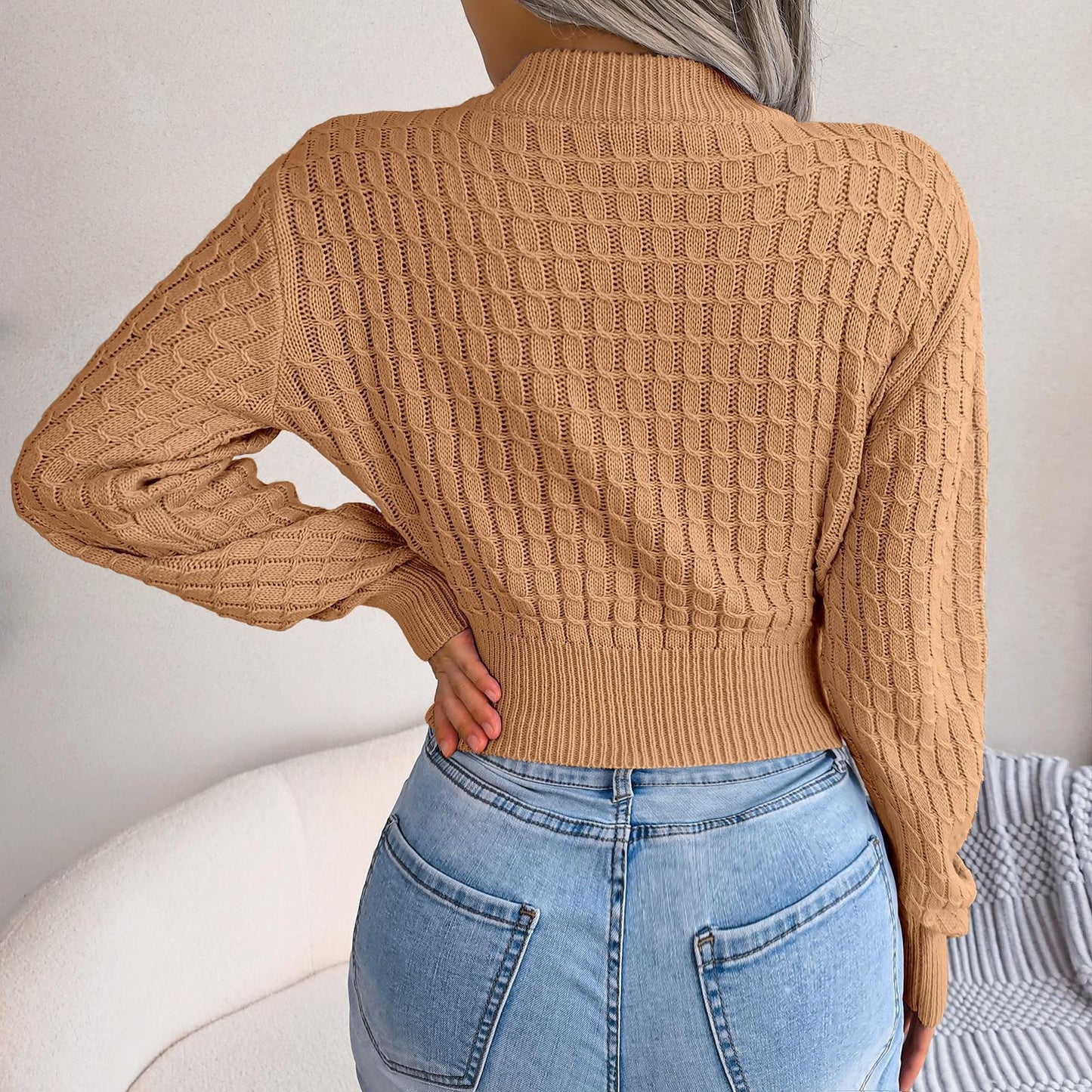 Twist Long Sleeves Cropped Knitted Sweater