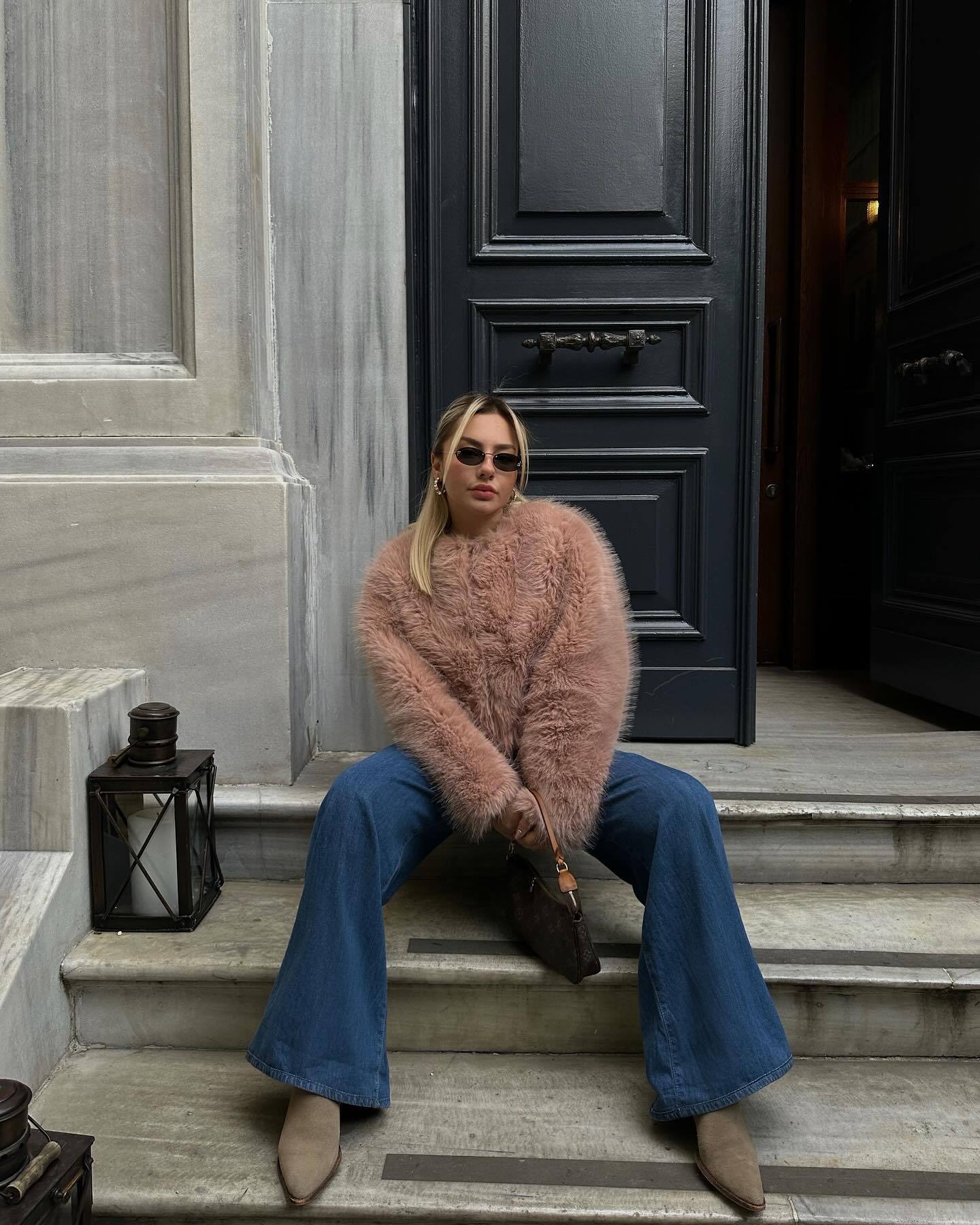 Polyester Imitation Fur Women's Short Cardigan Coat